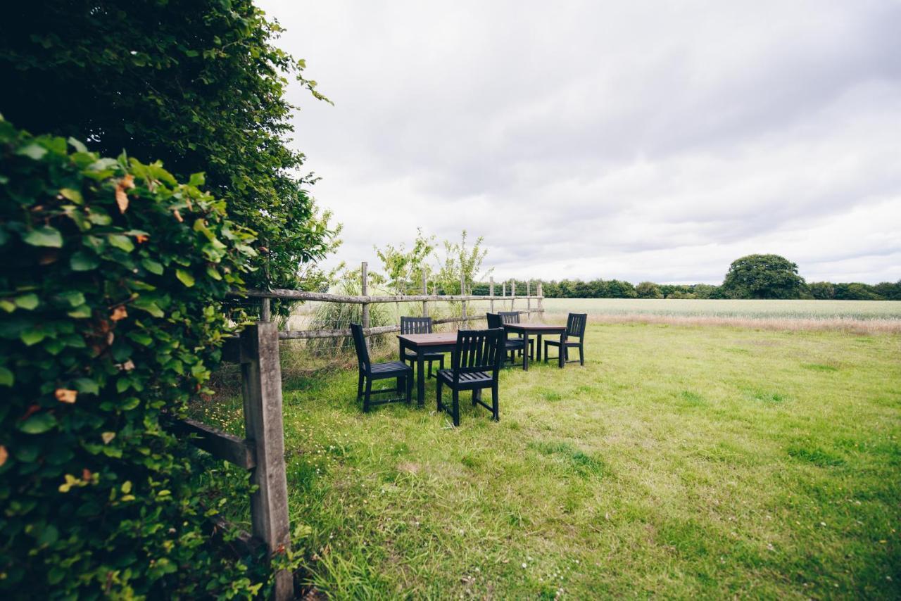 Fox Country Inn High Wycombe Dış mekan fotoğraf